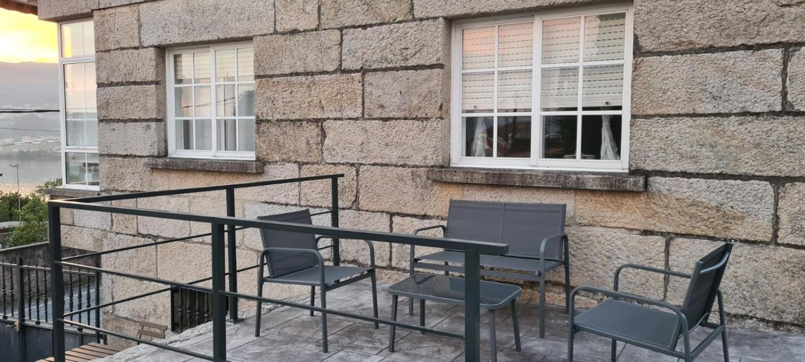 A Casa De Mateu Apartment Понтеведра Екстериор снимка